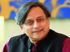 पासपोर्ट और आधार को नागरिकता का वैध प्रमाण बनाया जाए: शशि थरूर