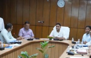 क्लर्क, सफाई निरीक्षक, कर कर्मचारियों को बना दिया निकायों में अधिशासी अधिकारी, आदेशों से मची हलचल