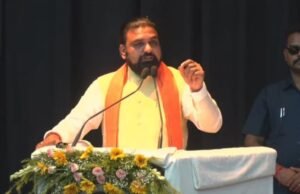 विधान परिषद् में शपथ ग्रहण के तुरंत बाद VIP मूवमेंट आज किधर?