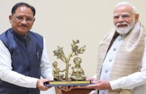 पीएम मोदी से मिले सीएम विष्णुदेव साय: बस्तर के विकास का रखा विजन