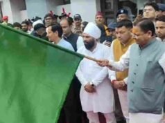 मानसरोवर यात्रा शुरू, सीएम ने यात्रियों के पहले दल को हरी झंडी दिखाकर किया रवाना