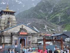 चारधाम यात्रा दो दिन के लिए अस्थायी रूप से रोकी गई, कई जगह भूस्खलन