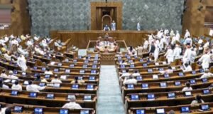 राज्यसभा के बाद लोकसभा में पास हुआ वंदे मातरम् बिल, विपक्ष का भारी हंगामा