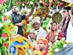 गजपति महाराजा की परंपरा निभाते हुए मुख्यमंत्री विष्णुदेव साय ने खींचा भगवान जगन्नाथ का रथ