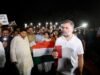 राहुल गांधी के नेतृत्व में विपक्ष पहुंचा गांधी स्मृति, मोदी सरकार पर लोकतंत्र दबाने का आरोप