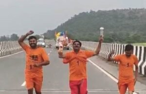 सीताराम डाक कांवड़ यात्रा: रामेश्वरम से इंदौर तक 2100 किलोमीटर दौड़ते हुए करेंगे सफर