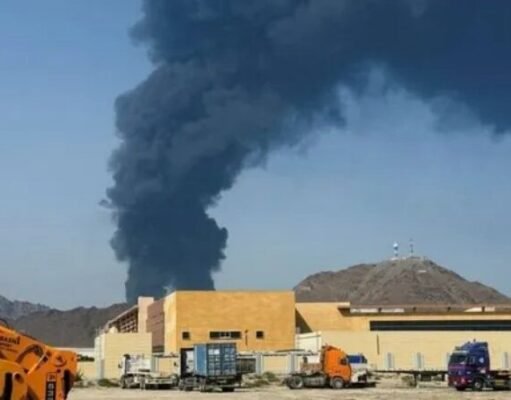 मिसाइल हमलों से भड़का UAE, ईरान के साथ सभी व्यापारिक और वित्तीय लेन-देन पर लगाई रोक