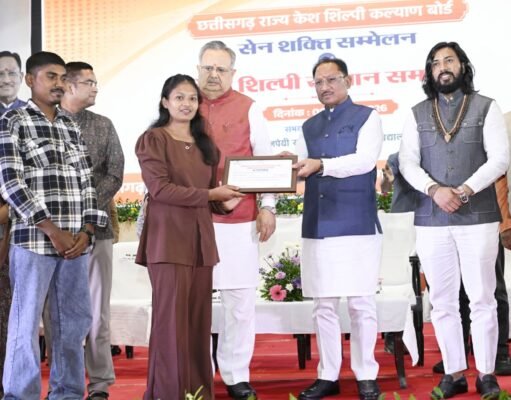 सेन शक्ति सम्मेलन में सीएम साय के बड़े ऐलान, सामुदायिक भवन के लिए 50 लाख