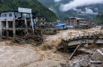 नेपाल में प्रलयंकारी फ्लैश फ्लड से भारी तबाही, सैकड़ों लापता,सड़कें, पुल और हाइड्रोपावर परियोजनाएं बर्बाद