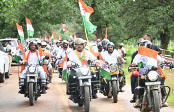 श्यामगिरी पहुंचकर शर्मा-कश्यप ने शहीदों को दी श्रद्धांजलि