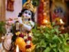 जन्माष्टमी पर तुलसी के बिना अधूरी क्यों है श्रीकृष्ण की पूजा?