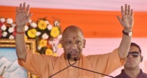 मेरठ में बोले सीएम योगी – बाबर के अनुयायियों को बजरंगी के भक्त देंगे जवाब
