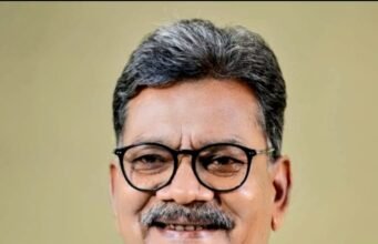 चिकित्सा-पैरामेडिकल पाठ्यक्रम निजी विश्वविद्यालयों को सौंपने की कवायद पर महंत ने जताया विरोध