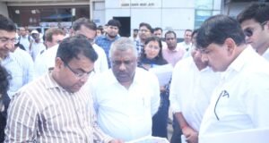 रायपुर स्टेशन के पुनर्विकास कार्यों में तेजी, महाप्रबंधक ने लिया जायजा
