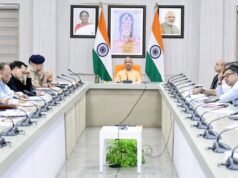 सीएम योगी का निर्देश, शोभायात्रा और विसर्जन मार्गों पर नहीं लगेंगी मांस-मदिरा की दुकानें