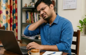 दिनभर स्क्रीन देखने से गर्दन में हो गई है अकड़न?