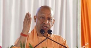 बरेली में सीएम योगी बोले- उपद्रव किया तो गंवानी होगी बाप-दादाओं की कमाई
