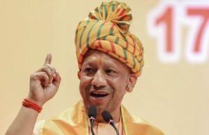 विजयादशमी पर सीएम योगी ने गुरु गोरखनाथ का किया विशेष पूजन