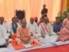 सीएम योगी ने बापू को दी श्रद्धांजलि और भजन सुने, बोले- उनके विचार आज भी हमारा मार्ग दर्शन करते हैं