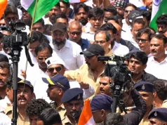 ज्ञानेश कुमार के खिलाफ मुंबई में गरजे ठाकरे बंधु, निकाला ‘विराट गर्जना मोर्चा