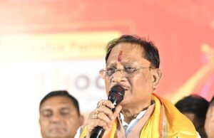 साय ने गरबा महोत्सवों में लिया हिस्सा, प्रदेश की खुशहाली की कामना