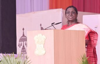 बस्तर दशहरा जनजातीय विरासत एवं सामाजिक समरसता का जीवंत प्रतीक : राष्ट्रपति मुर्मु