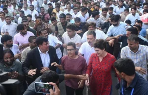 वोटर लिस्ट विवाद पर राहुल गांधी की सुप्रीम कोर्ट में याचिका, SIR पर रोक लगाने की मांग