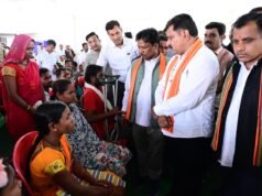 बस्तर में नक्सल पीड़ितों के जीवन में लौटी उम्मीद, दिव्यांगजनों को मिल रहे कृत्रिम अंग और सहायक उपकरण